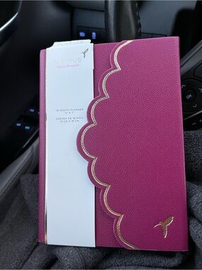 Papyrus Magenta Planner with Gold Foil Scallop